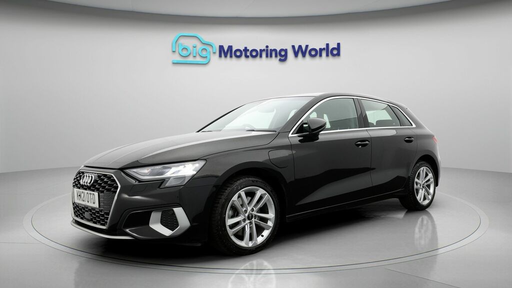 Audi A3 Sport Black #3