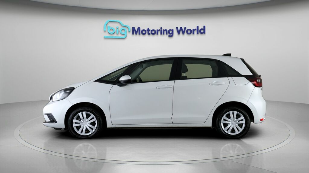 Honda Jazz Se White #4