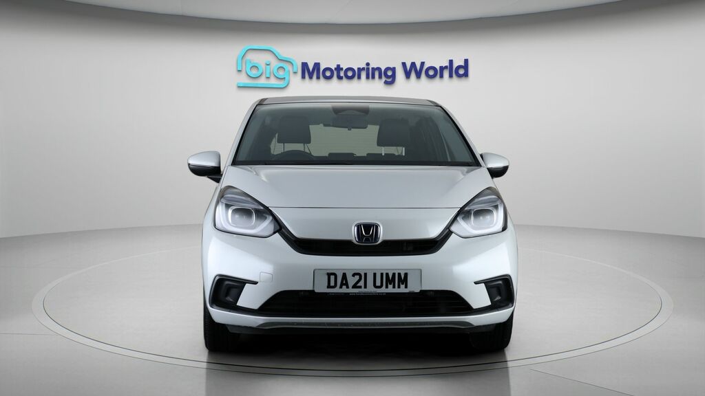 Honda Jazz Se White #2