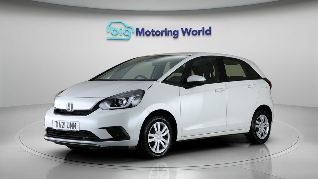 Honda Jazz Se White #3