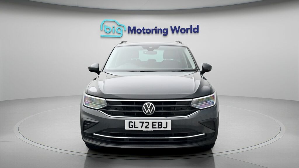 Volkswagen Tiguan Life GL72EBJ Grey #2