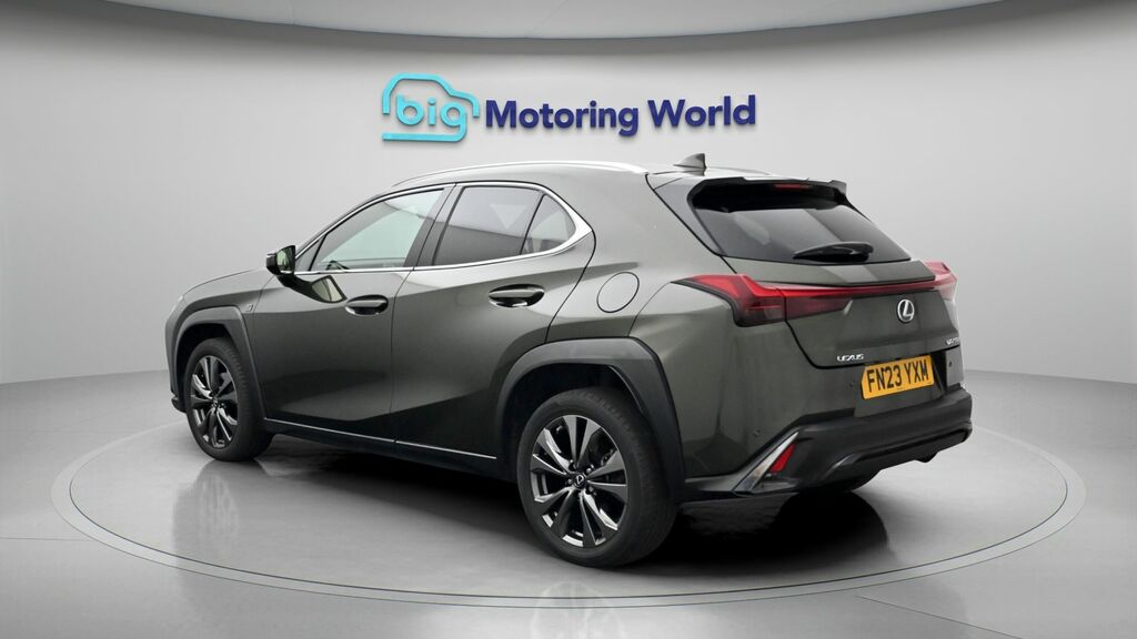 Lexus UX F Sport Design Green #5