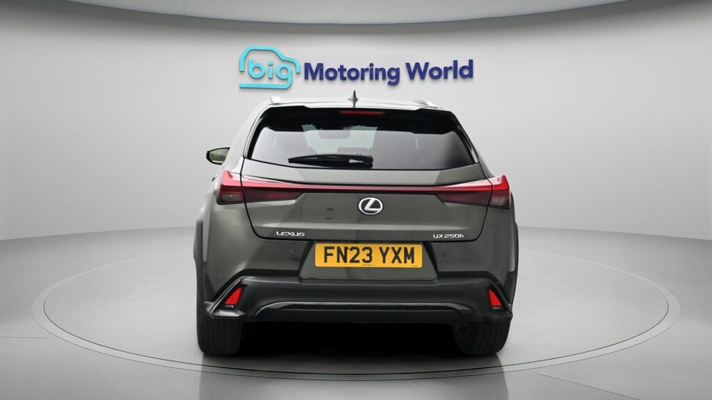 Lexus UX F Sport Design Green #6
