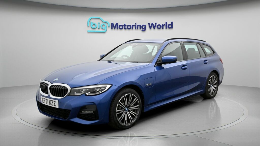 BMW 3 Series M Sport EF71KZZ Blue #3