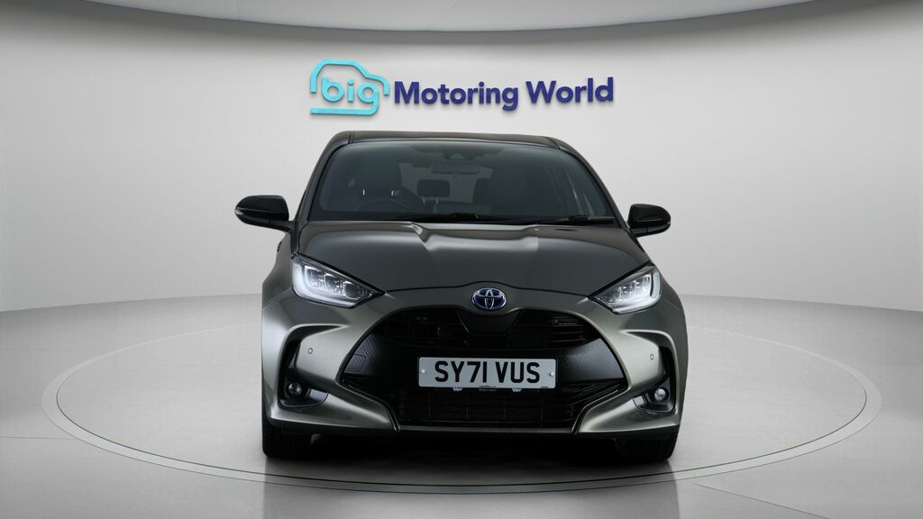 Toyota Yaris Dynamic Brown #2