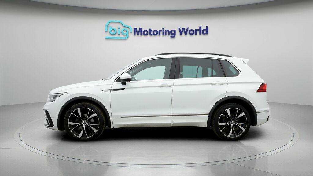 Volkswagen Tiguan R-line MJ23EVV White #4