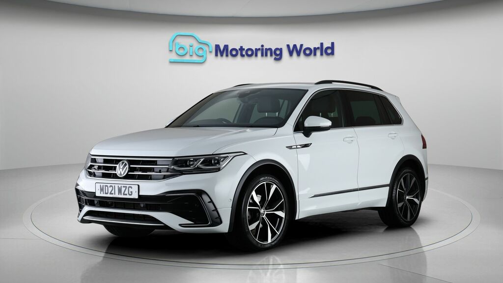 Volkswagen Tiguan R-line MD21WZG White #3