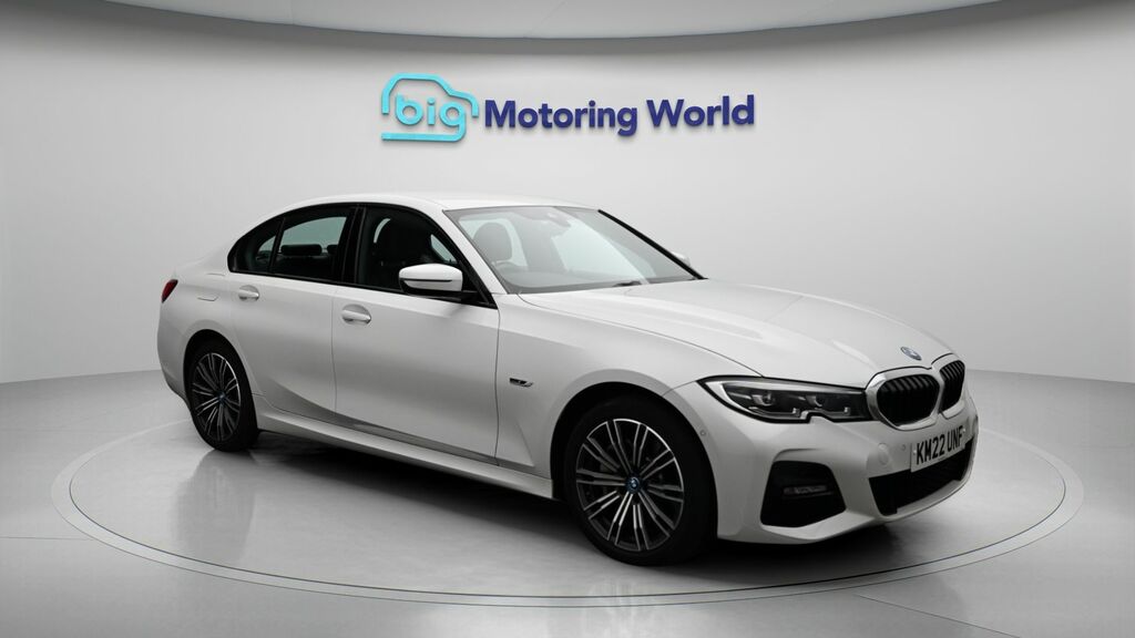 BMW 3 Series M Sport White