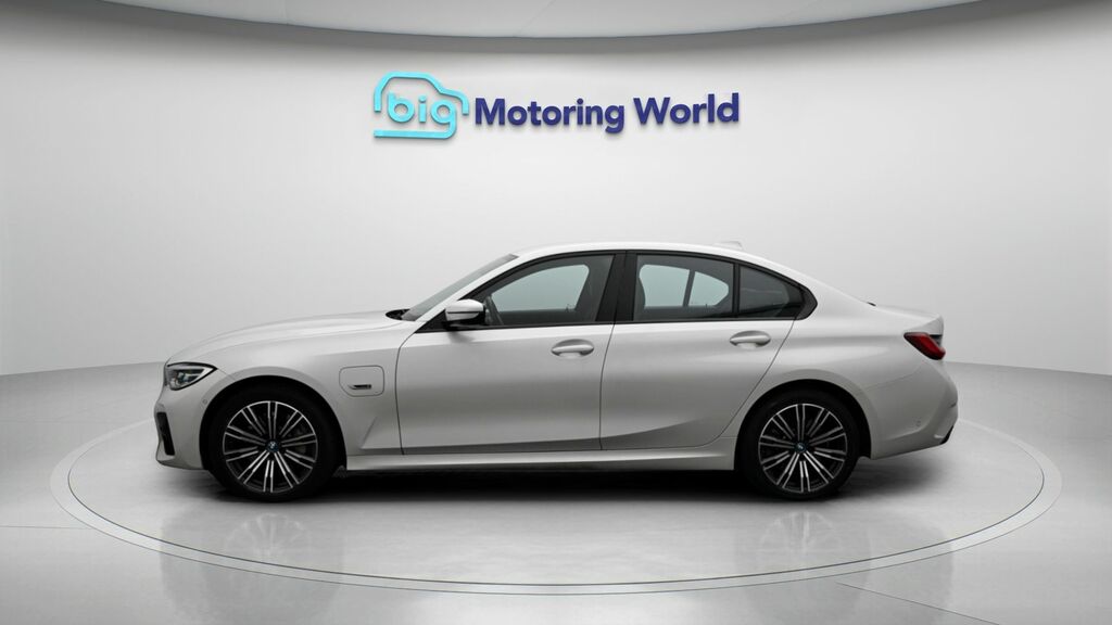 BMW 3 Series M Sport KM22UNF White #4