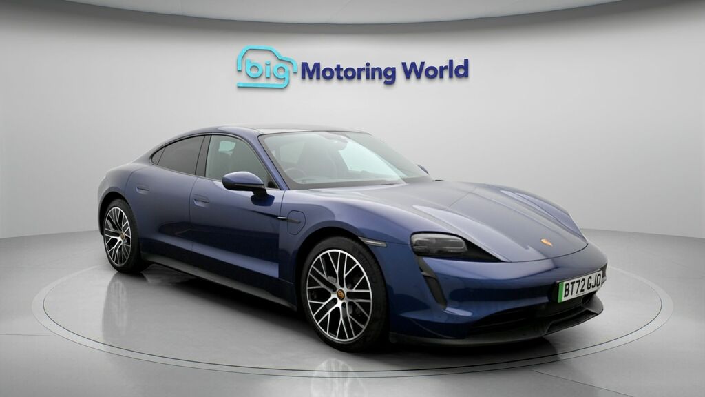 Porsche Taycan Taycan 4X2 Blue