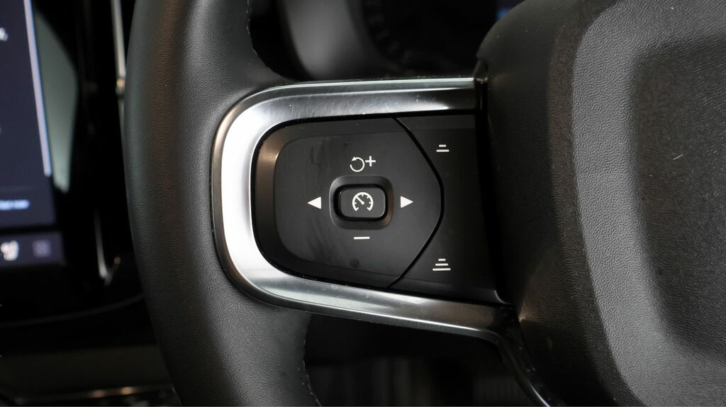 Volvo C40 P8 Recharge Ultimate Twin Motor Latest 82 Kwh Bat White #21