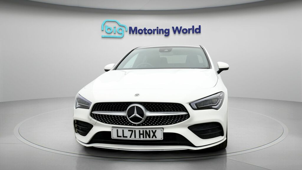 Mercedes-Benz CLA Class Amg Line White #2