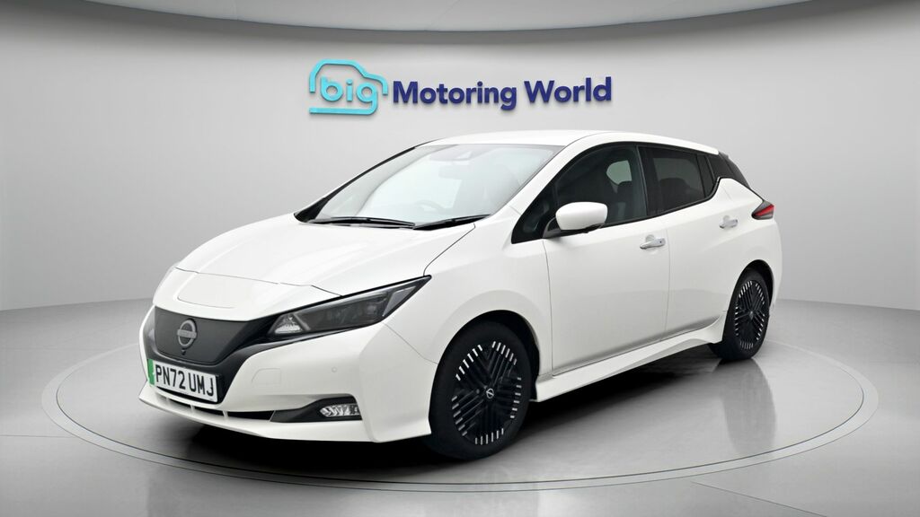 Nissan Leaf Tekna White #3