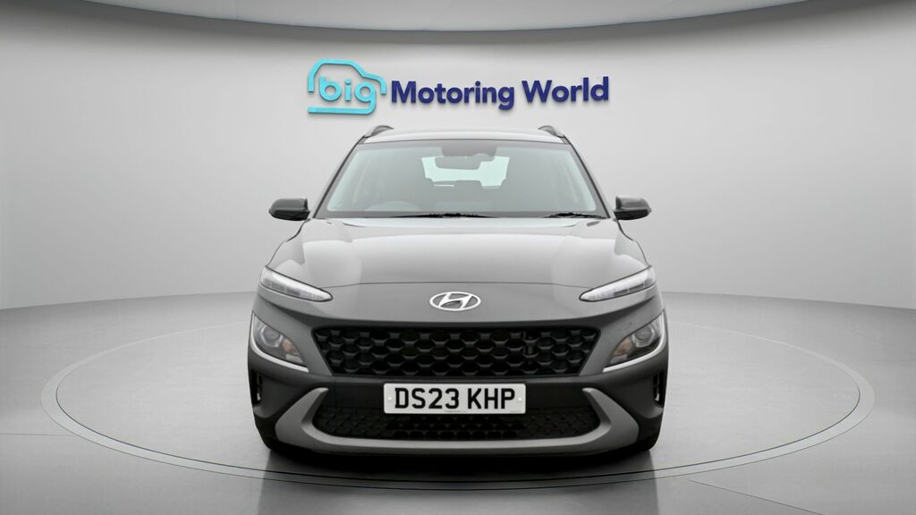 Hyundai Kona Se Connect DS23KHP Grey #2