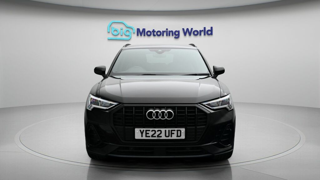 Audi Q3 Black Edition YE22UFD Black #2