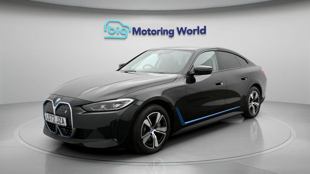 BMW i4 Sport Black #3