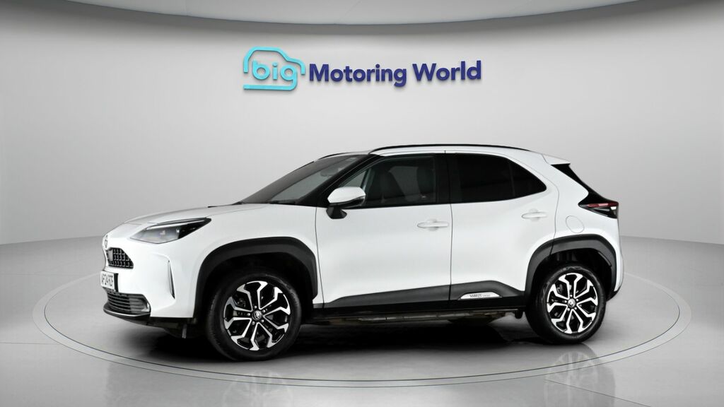 Toyota Yaris Cross Design White #4