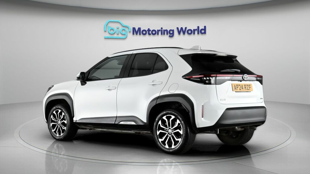 Toyota Yaris Cross Design White #5