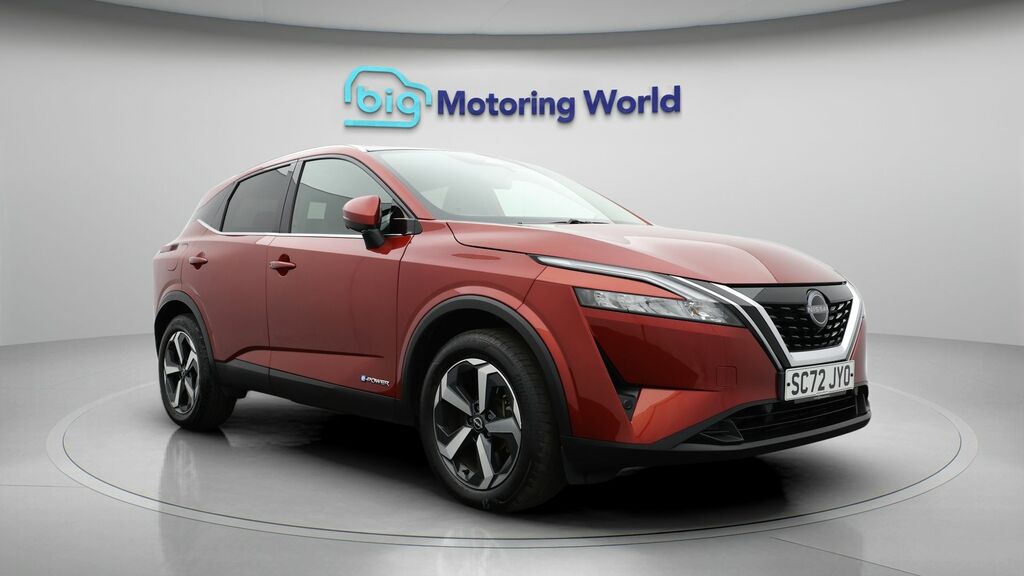 Nissan Qashqai N-connecta SC72JYO Red