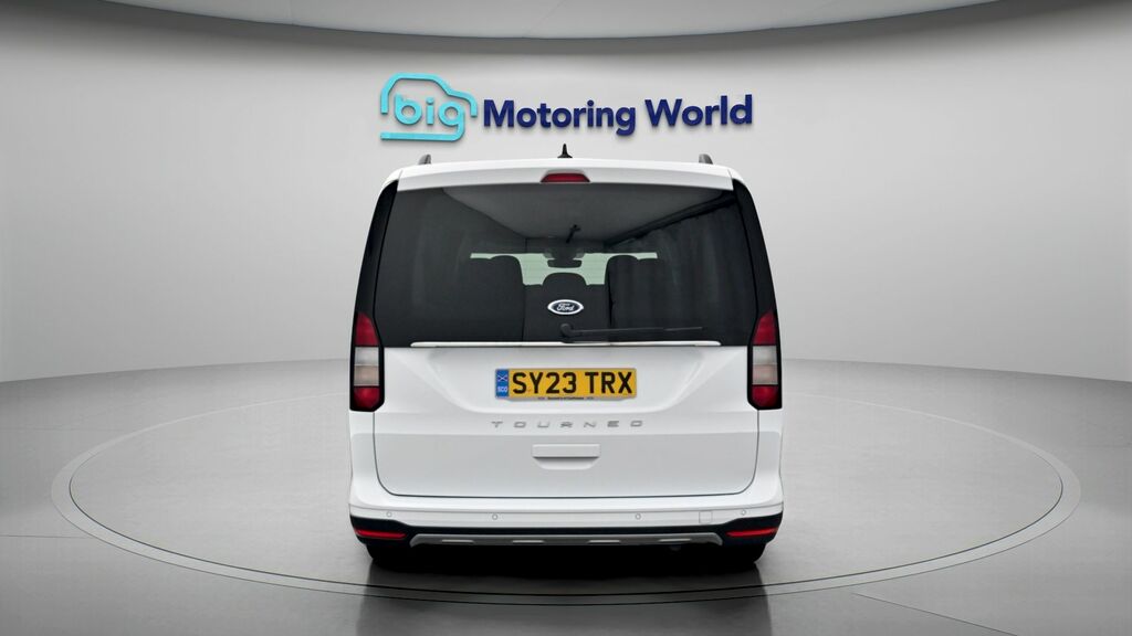 Ford Grand Tourneo Connect Active White #6