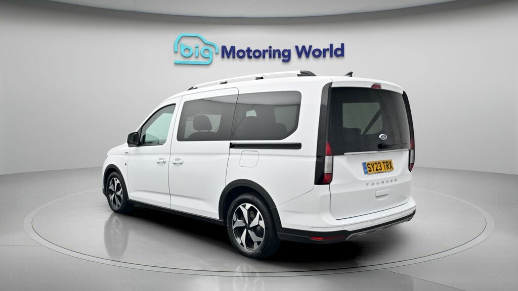 Ford Grand Tourneo Connect Active White #5