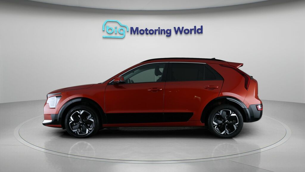 Kia Niro 4 Orange #4