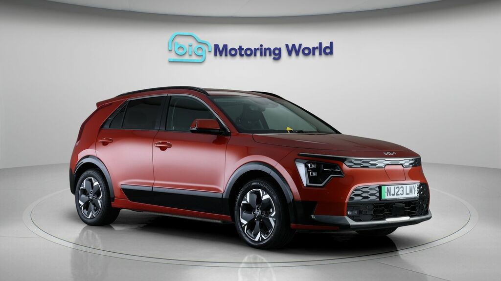 Kia Niro 4 Orange