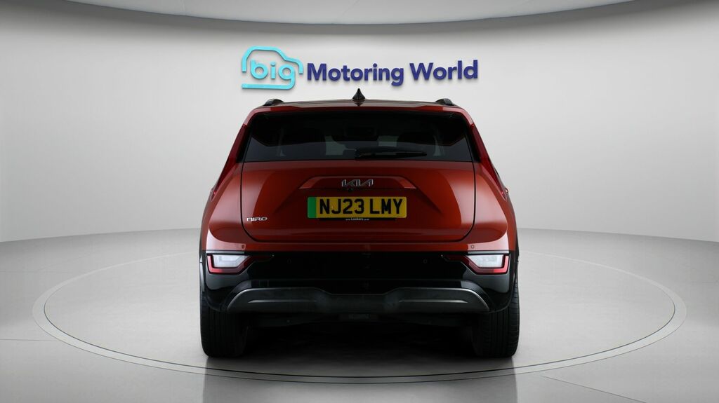 Kia Niro 4 Orange #6