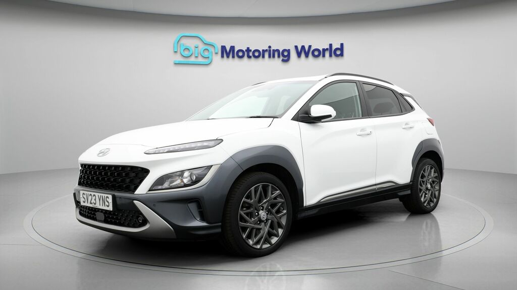 Hyundai Kona Premium SV23YNS White #3