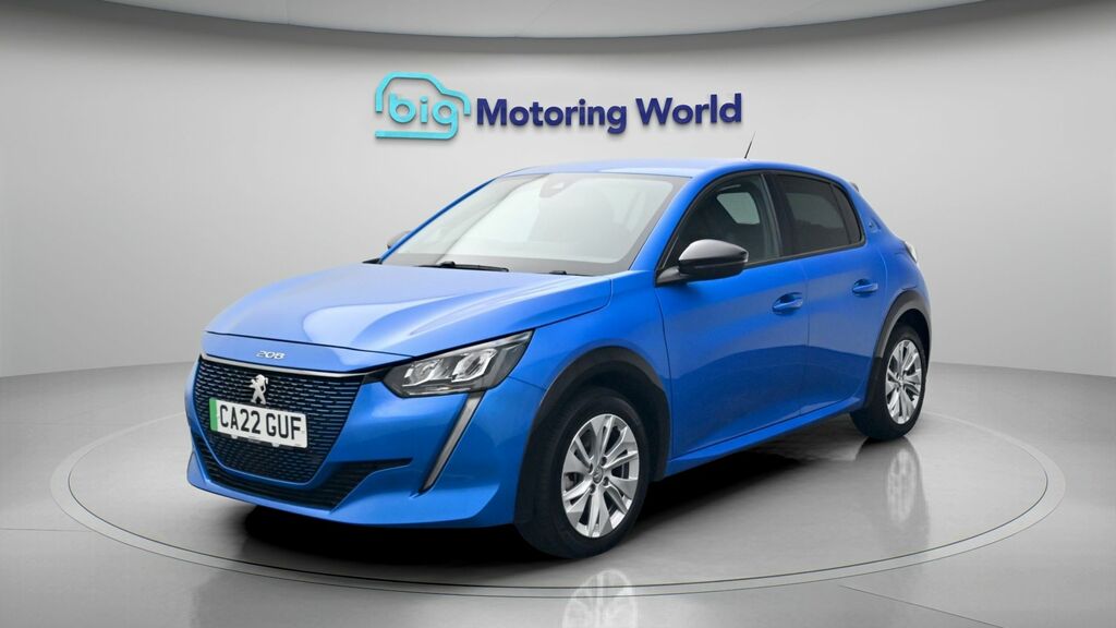 Peugeot e-208 Allure Premium Blue #3