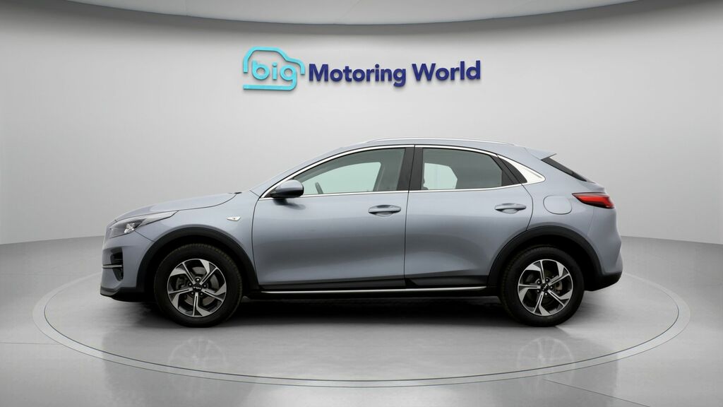 Kia Xceed 2 Silver #4