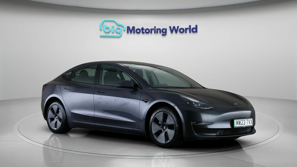 Tesla Model 3 Long Range Grey