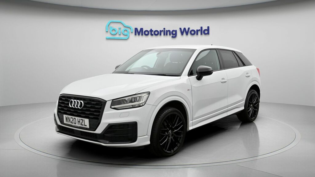 Audi Q2 Black Edition WN20HZL White #3