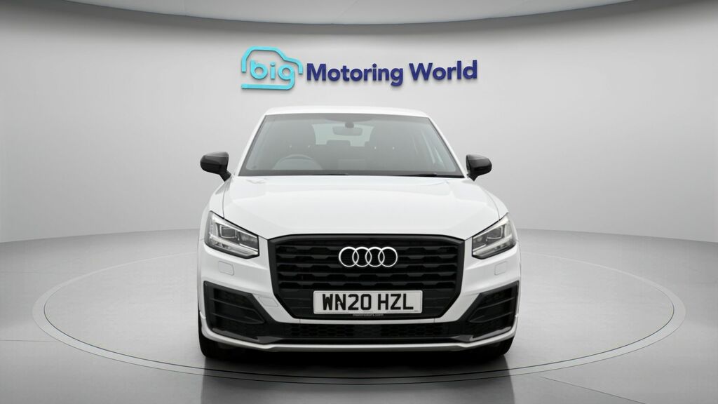 Audi Q2 Black Edition WN20HZL White #2