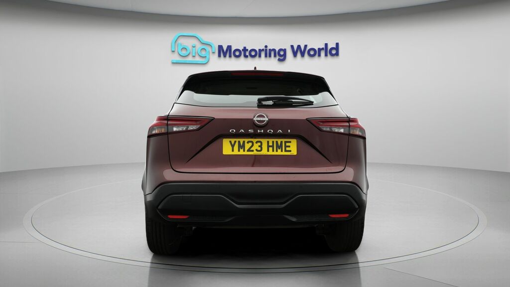 Nissan Qashqai Acenta Premium YM23HME Red #6
