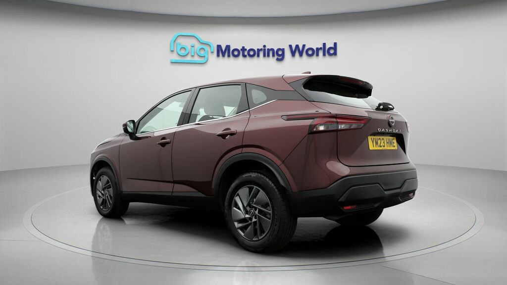 Nissan Qashqai Acenta Premium YM23HME Red #5