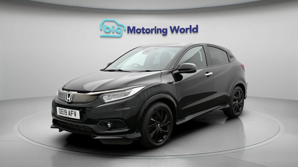 Honda Hr-V Sport Black #3
