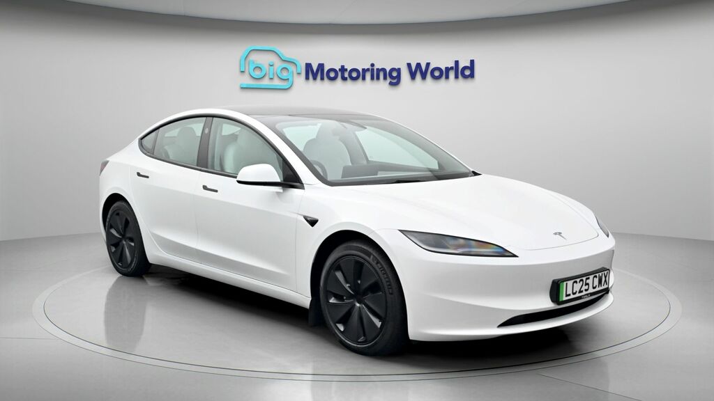 Tesla Model 3 3 Model 3 White