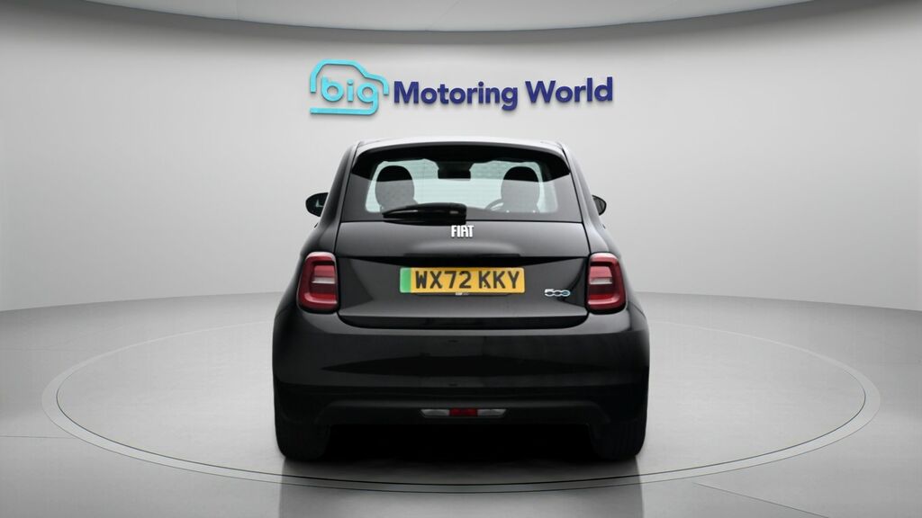 Fiat 500E Icon Black #6