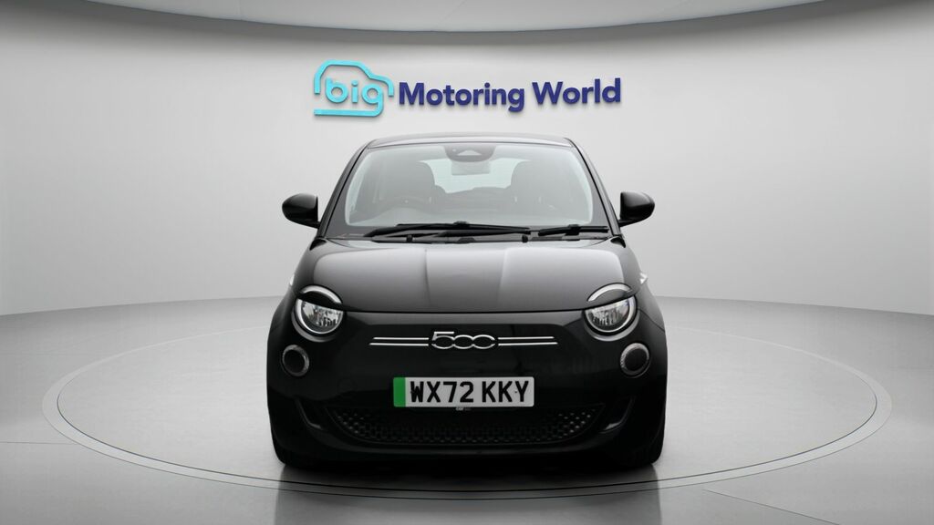 Fiat 500E Icon Black #2