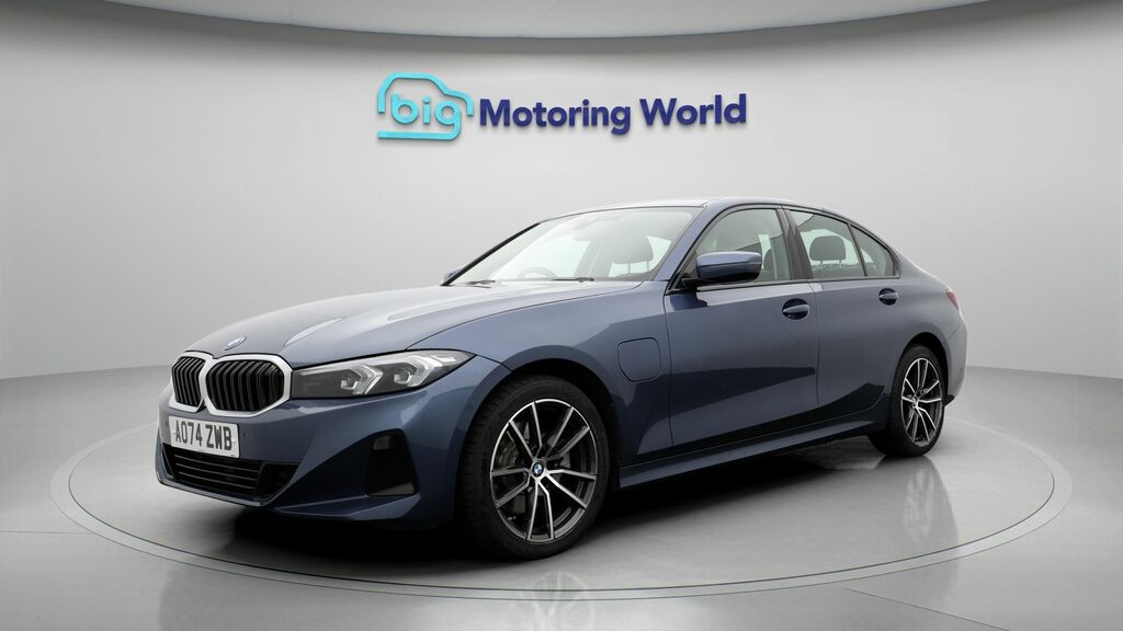 BMW 3 Series Sport Blue #3