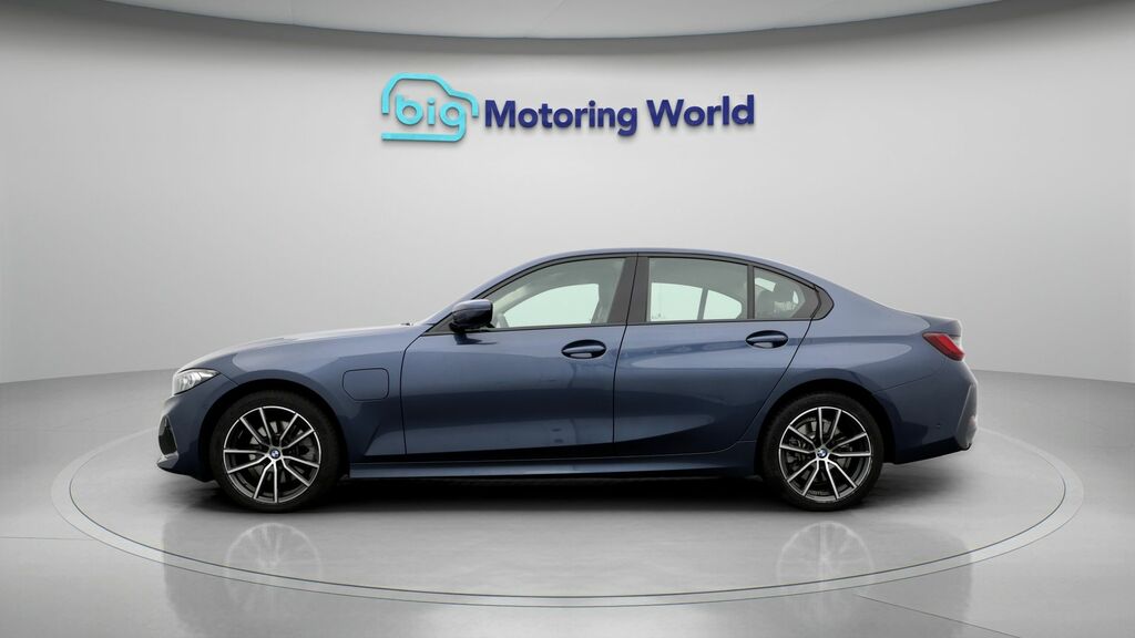 BMW 3 Series Sport Blue #4