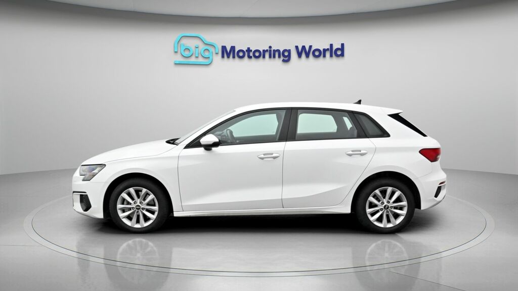Audi A3 Technik White #4