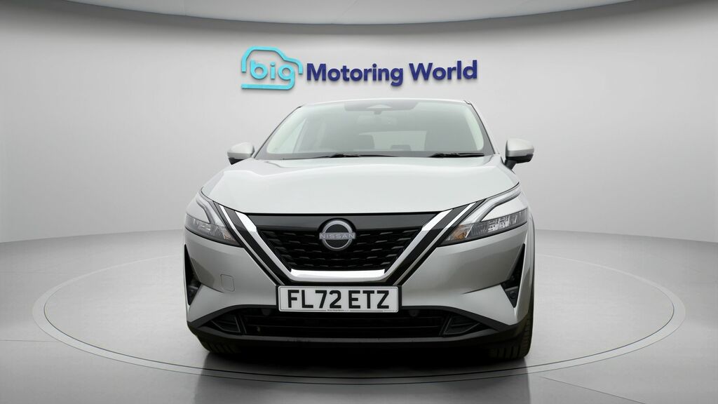 Nissan Qashqai N-connecta Silver #2