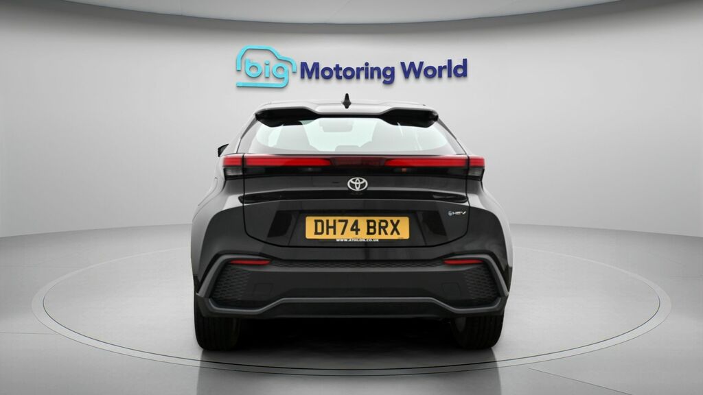 Toyota C-Hr Icon Black #6