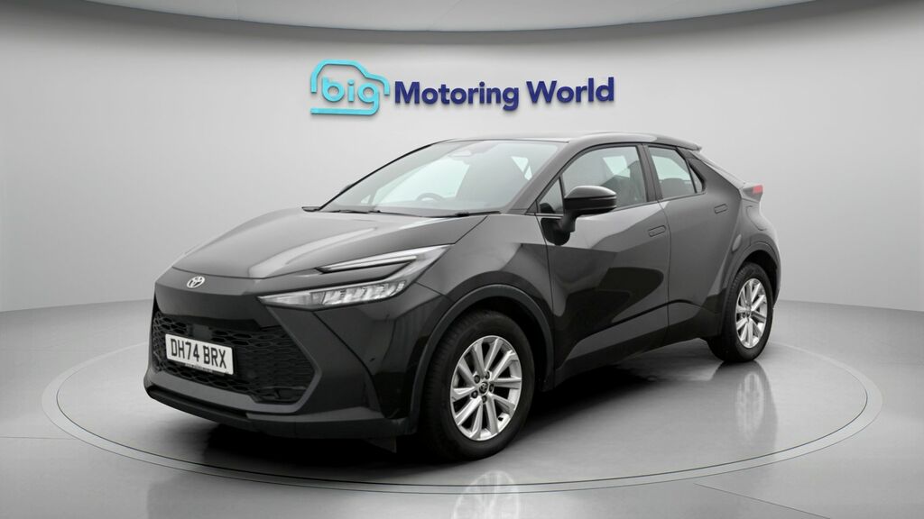Toyota C-Hr Icon Black #3