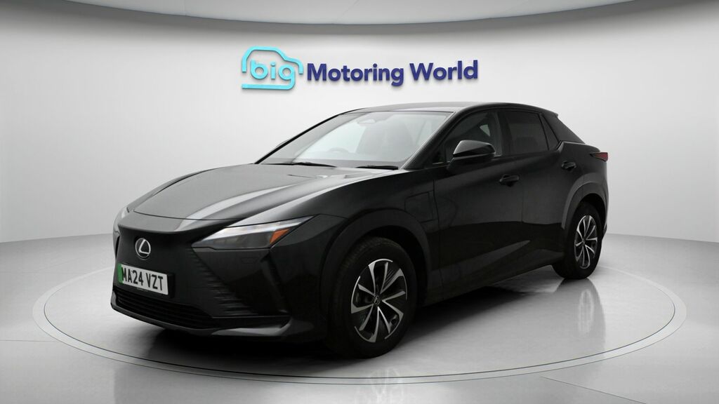 Lexus RZ Premium Black #3