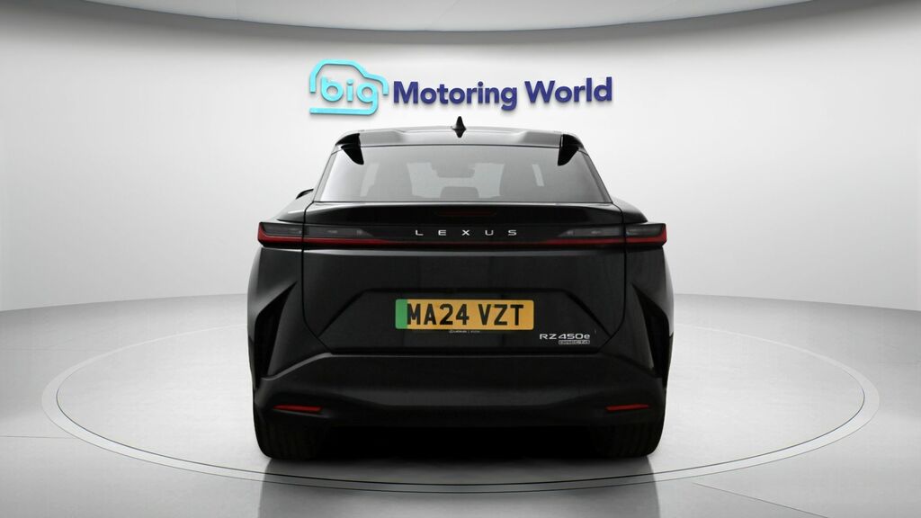 Lexus RZ Premium Black #6