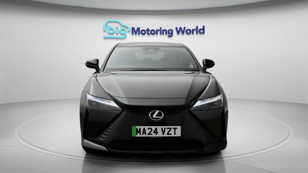 Lexus RZ Premium Black #2