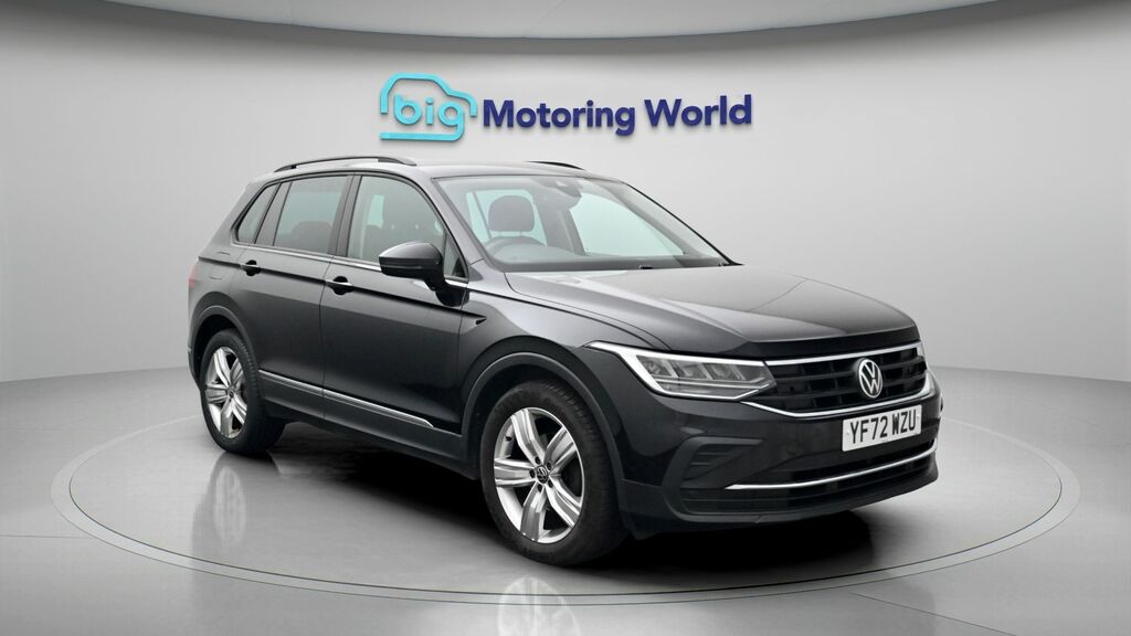 Volkswagen Tiguan Life Black